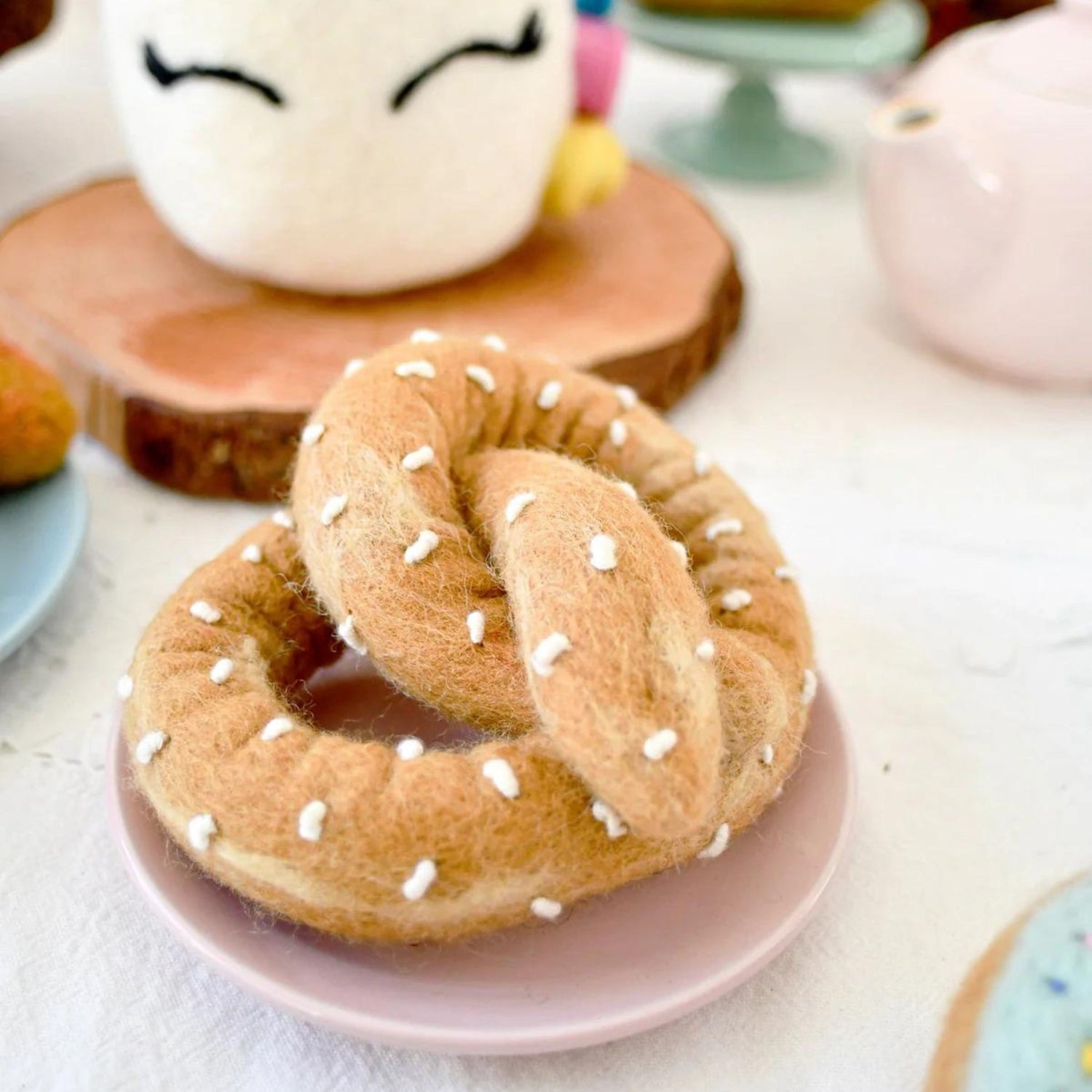 Felt Soft Pretzel | Play Food