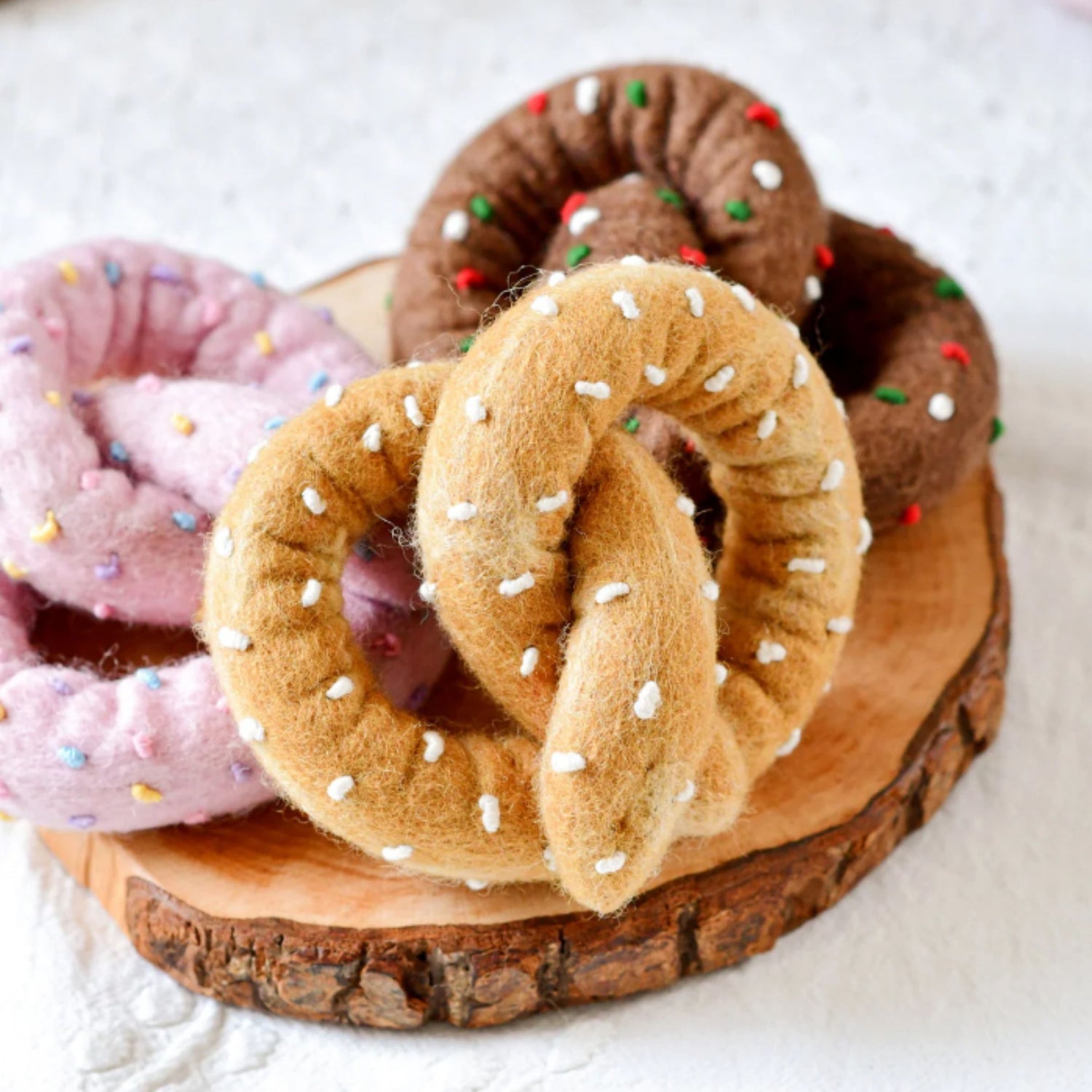 Felt Soft Pretzel | Play Food