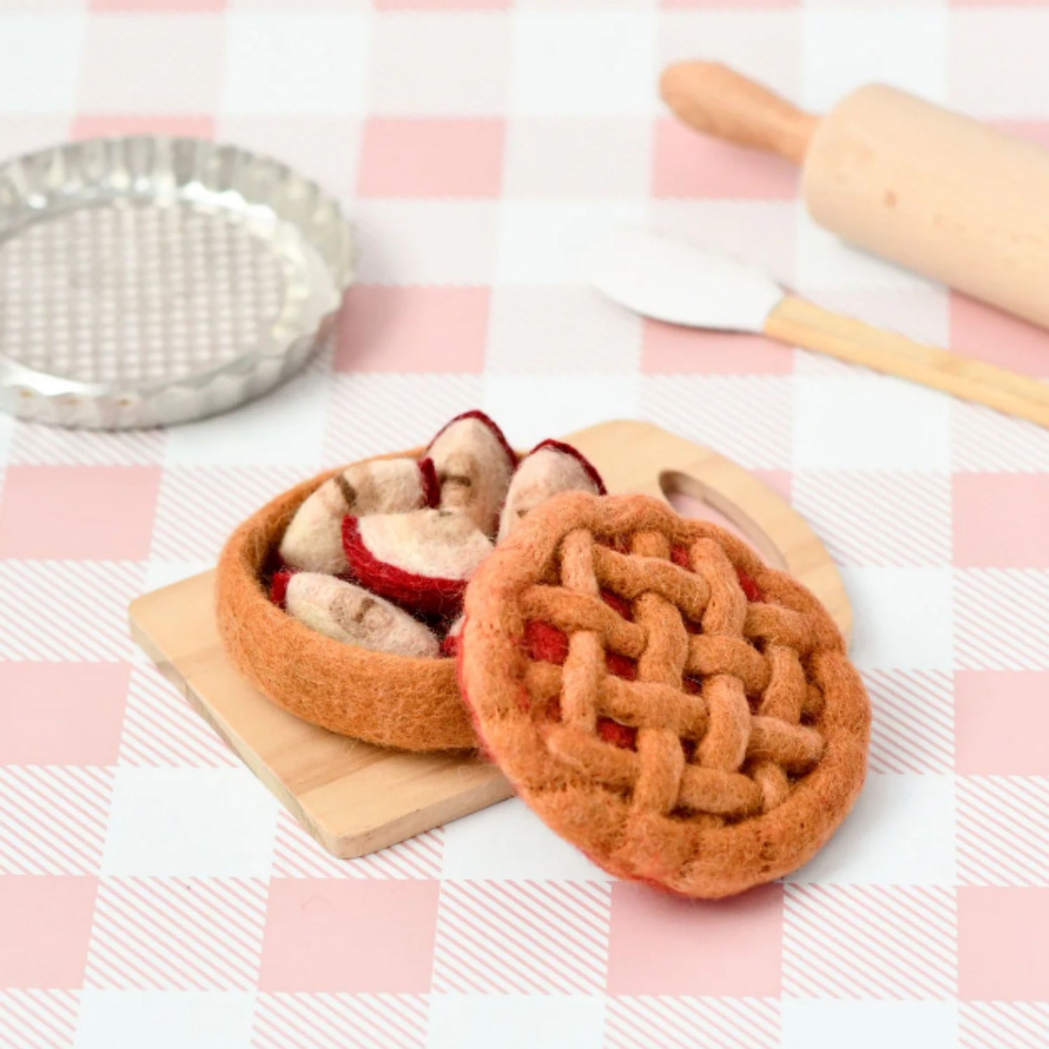 PRE-ORDER Felt Apple Pie | Play Food Set (Shipping End of Sep)