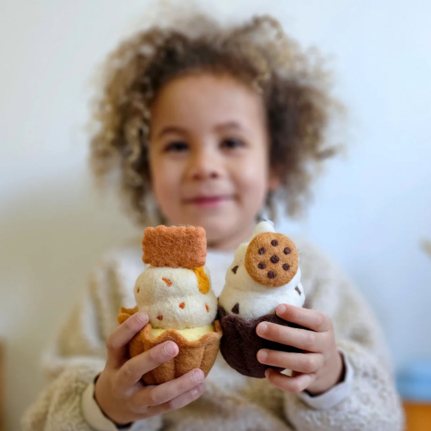 PRE-ORDER Felt Giant Cookies and Cream Cupcake | Play Food