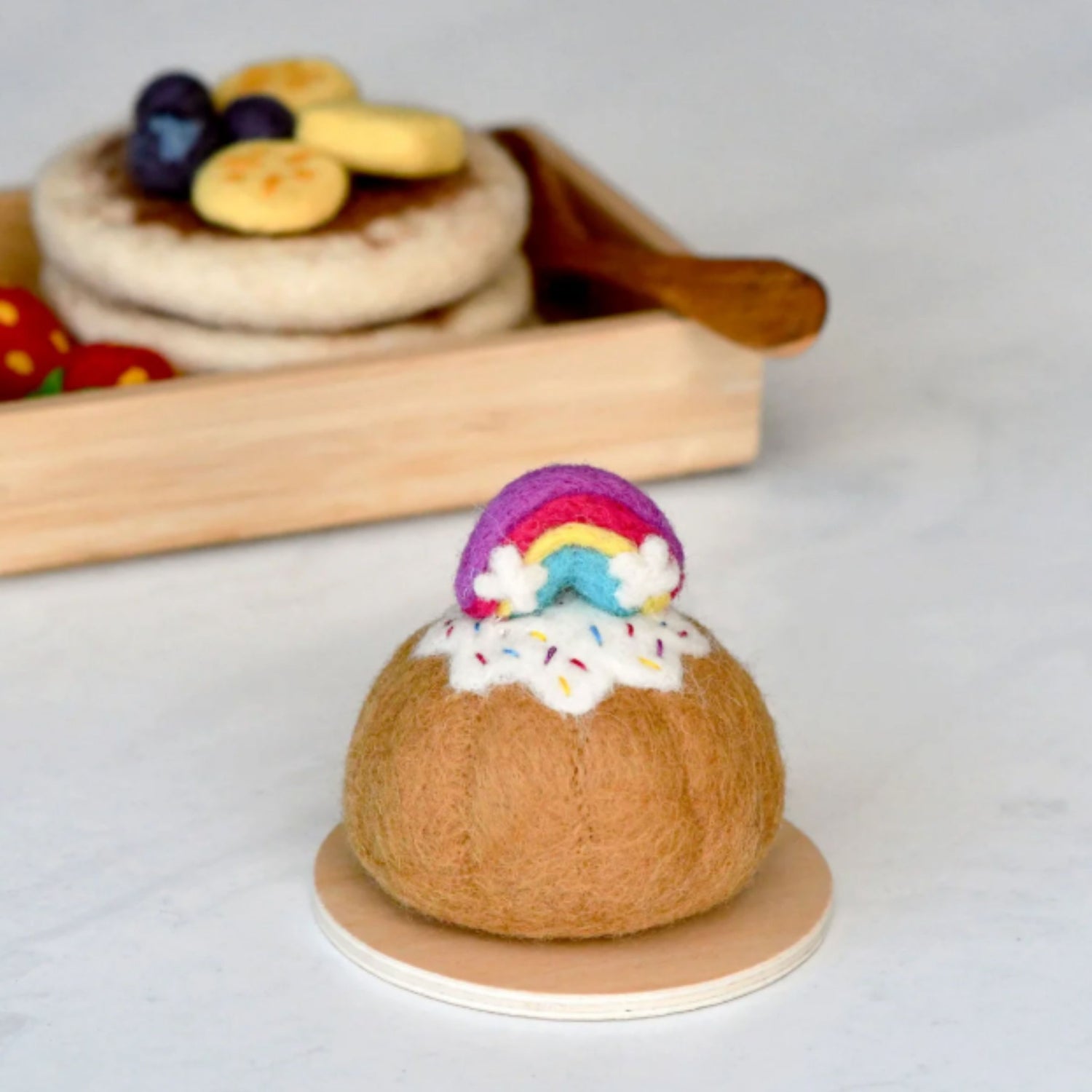 Felt Rainbow Bundt Cake | Play Food