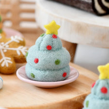 Felt Christmas Meringue Tree | Play Food