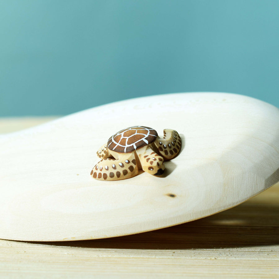 Bumbu Toys Wooden Baby Turtle (Brown)