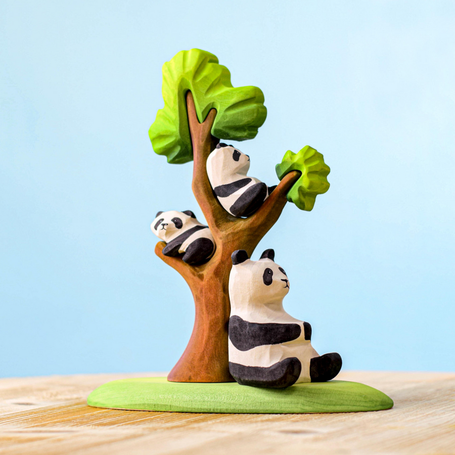 Bumbu Toys Wooden Panda Family and Tree Set